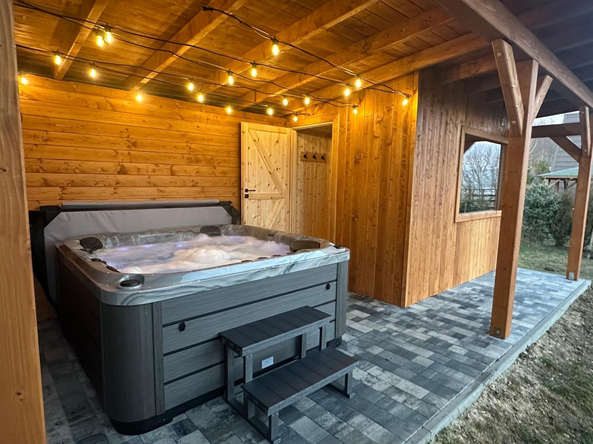 Domek Na Hrobaczej - Jacuzzi&Sauna Międzybrodzie Bialskie Exteriér fotografie